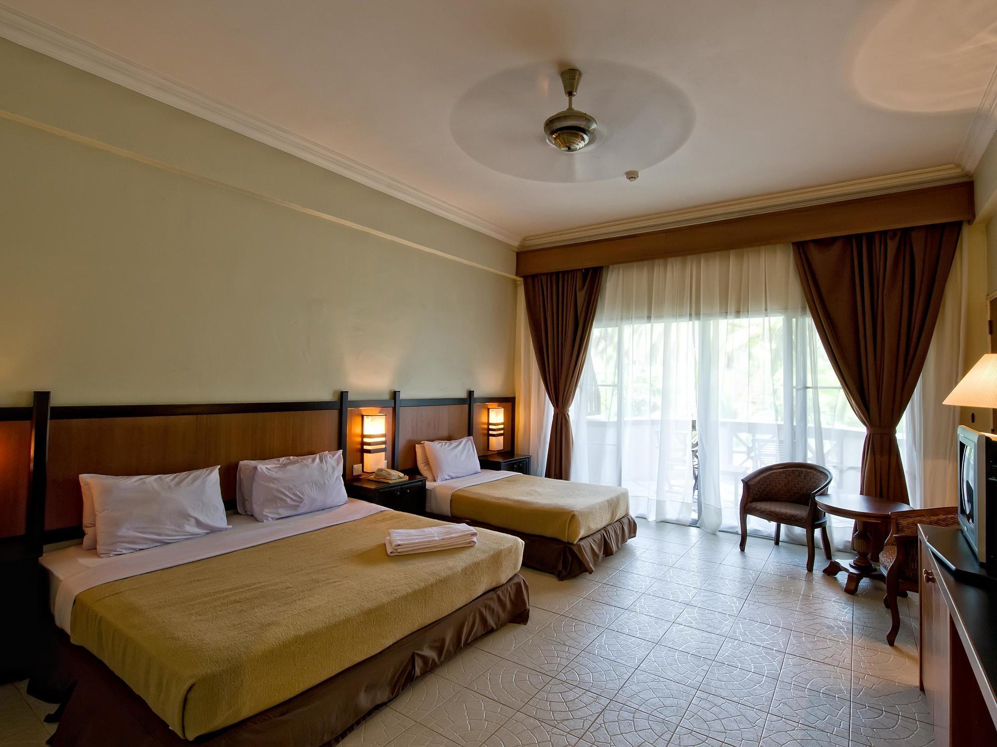 Villea Rompin Resort & Golf Kuala Rompin Bagian luar foto