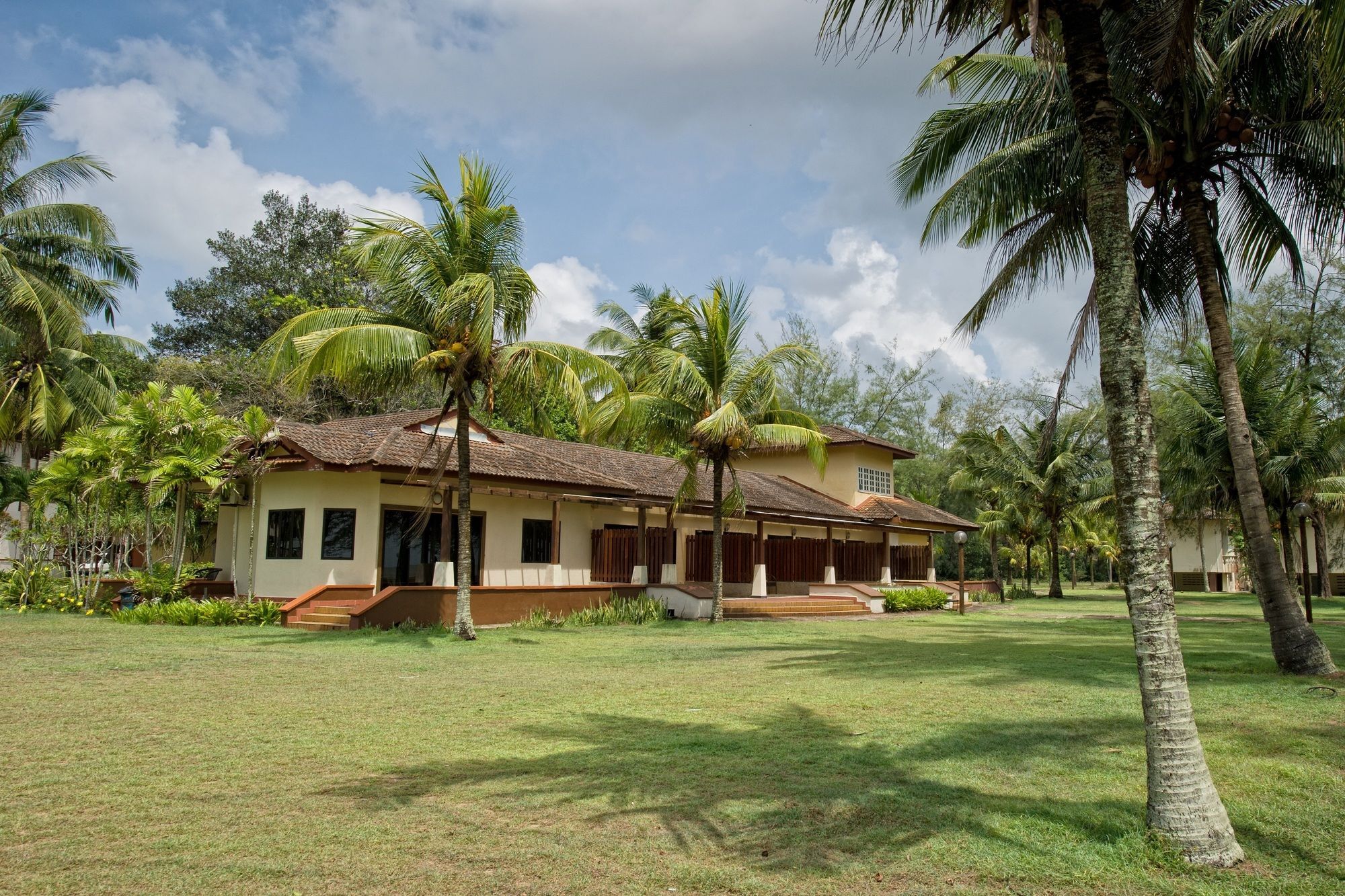Villea Rompin Resort & Golf Kuala Rompin Bagian luar foto
